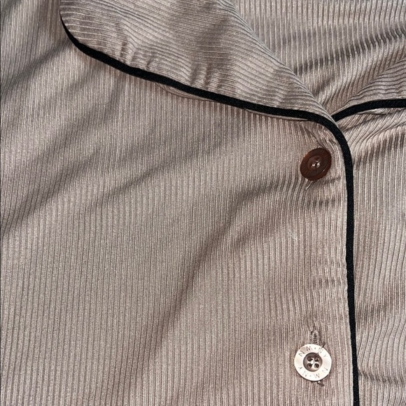 Small Bottoms, Medium Top, Light Beige Set with Black Trim - Picture 4 of 4